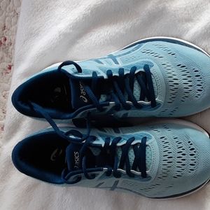 Asics  Gel- excite 6 nwt